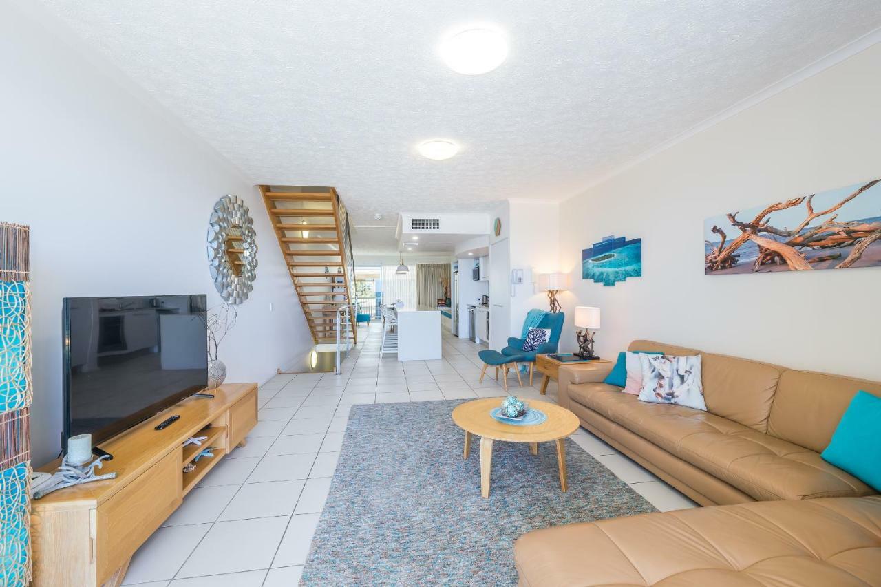 On The Beach Resort Bribie Island Woorim Exteriör bild