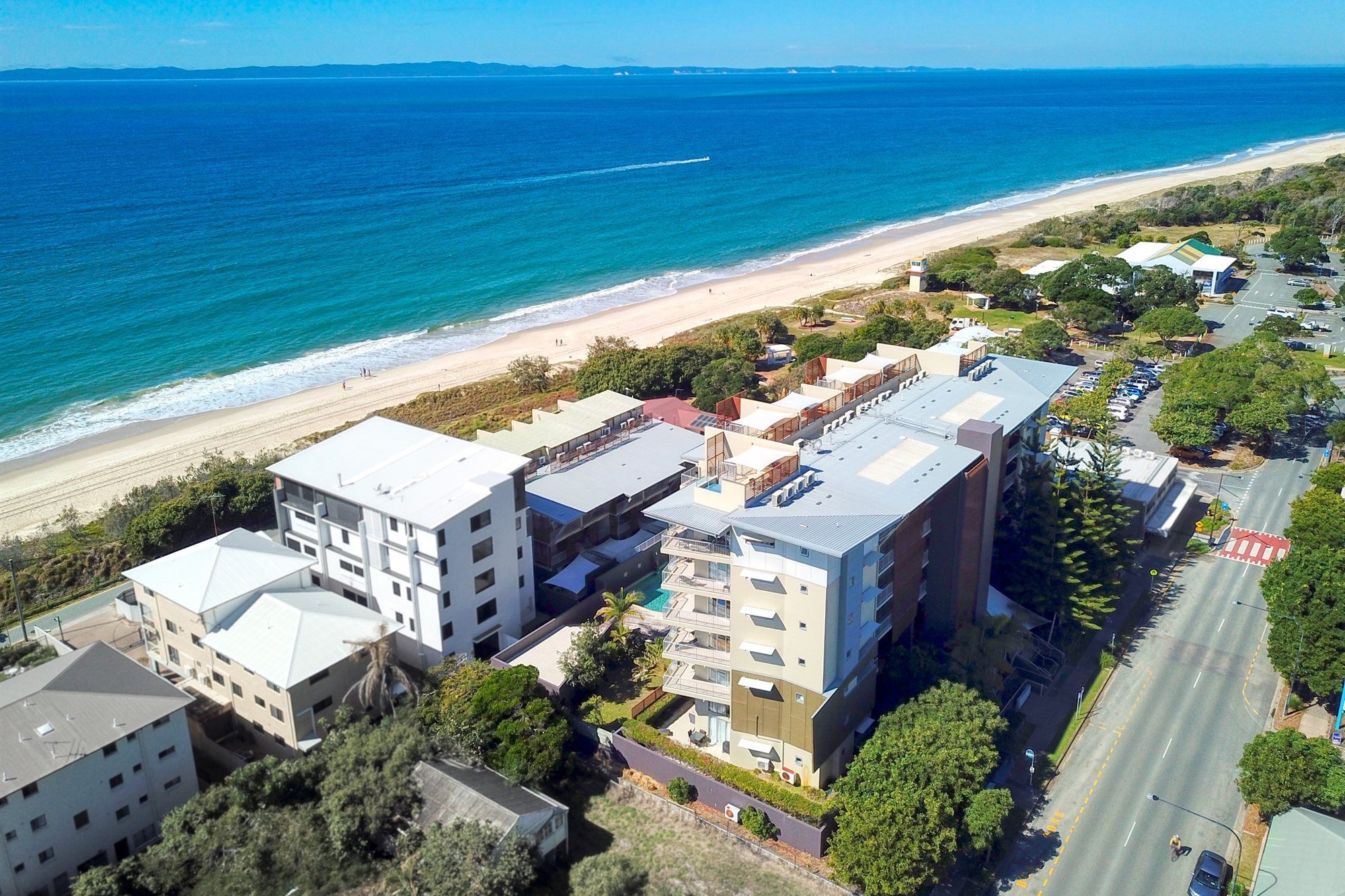 On The Beach Resort Bribie Island Woorim Exteriör bild