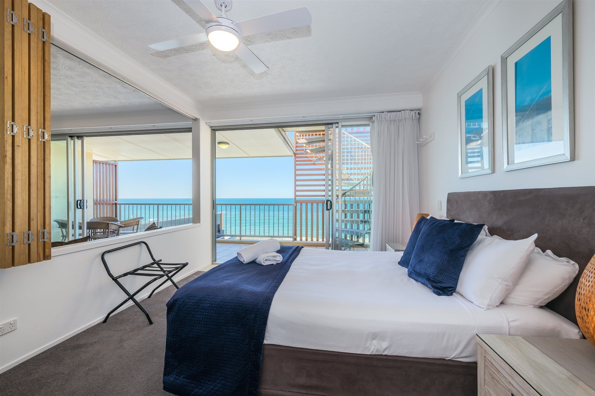 On The Beach Resort Bribie Island Woorim Exteriör bild